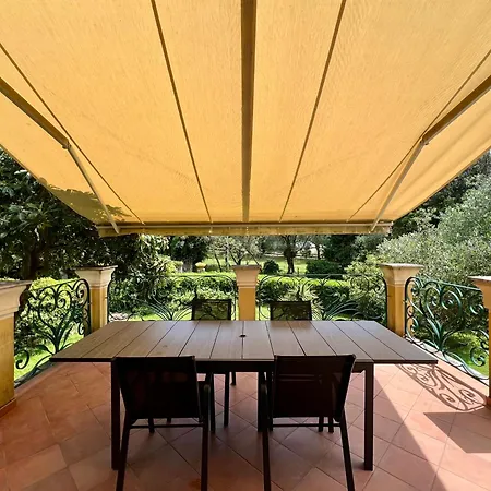 Golf Apartment Lerici